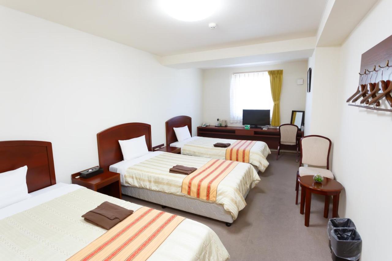 Hotel Peace Island Miyakojima Shiyakusho Tori 3*