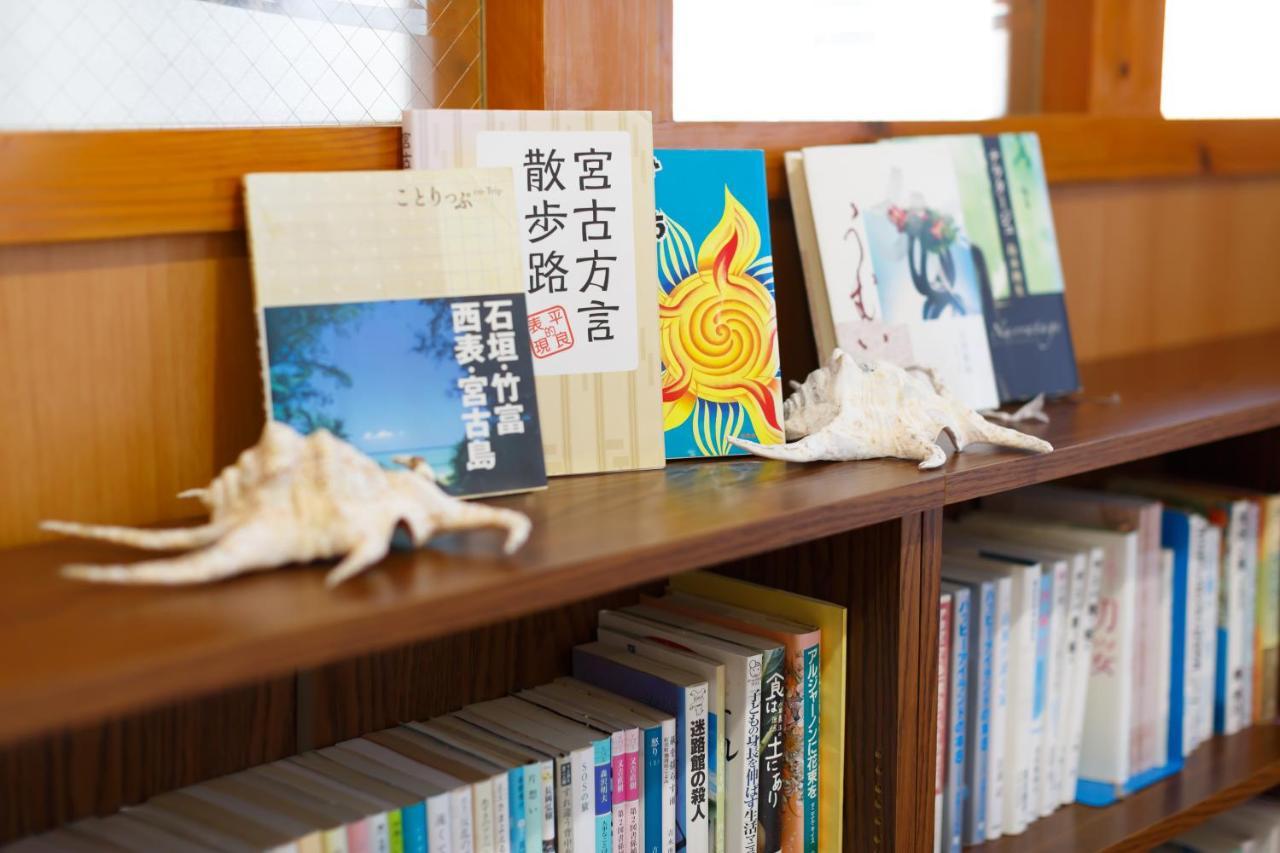Peace Island Miyakojima Shiyakusho Tori Miyakojima (Okinawa)